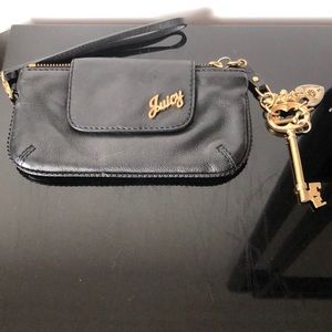 Juicy Couture wristlet